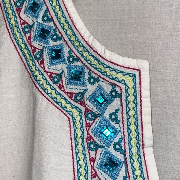 Catherine’s woman’s tunic size 1X 18/20W boho top with embroidery/embellishment - Picture 4 of 11